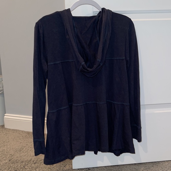 Navy blue zip up lightweight jacket - Picture 2 of 3